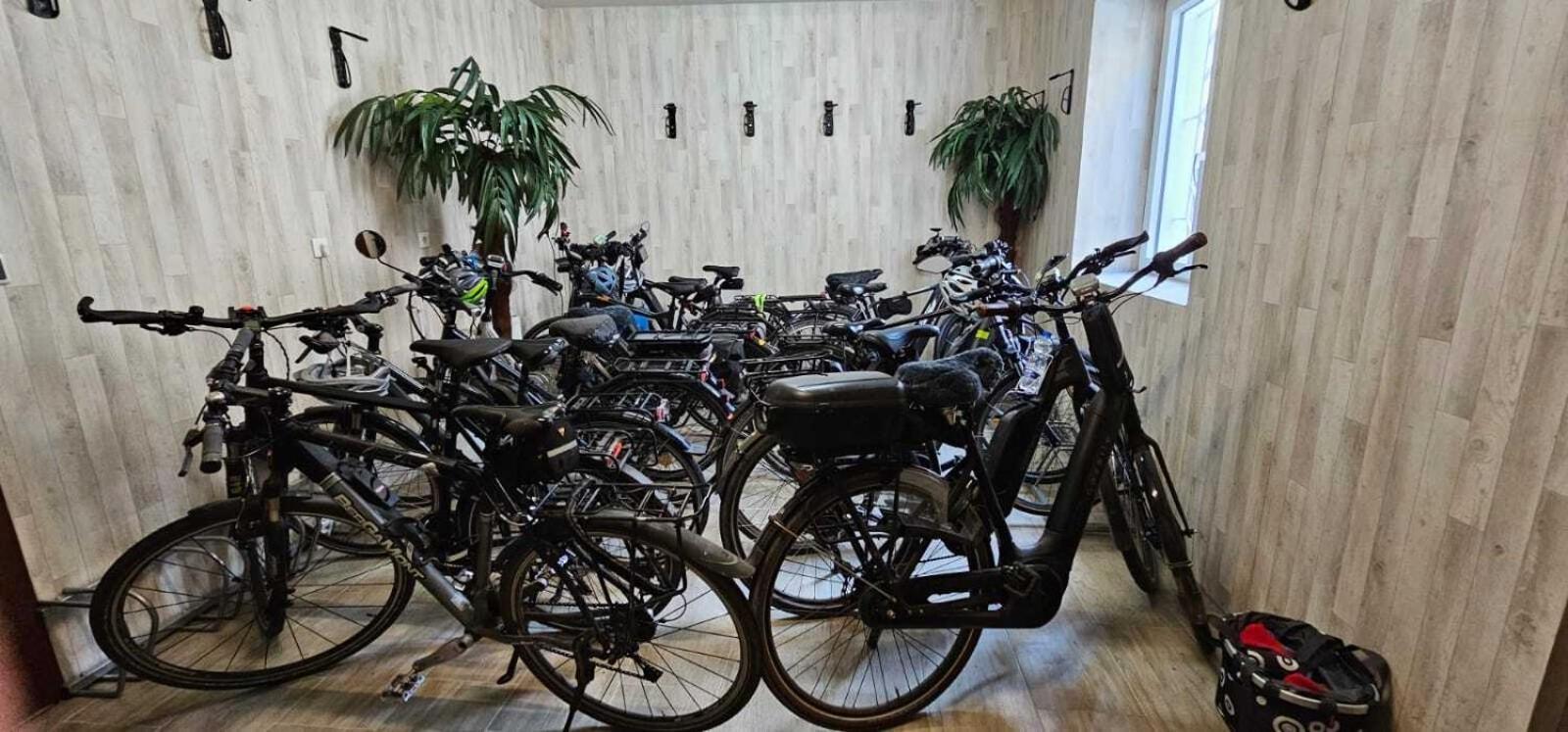 Hotelbetriebe Gueldenhaupt Gmbh Arnsberg Ngoại thất bức ảnh