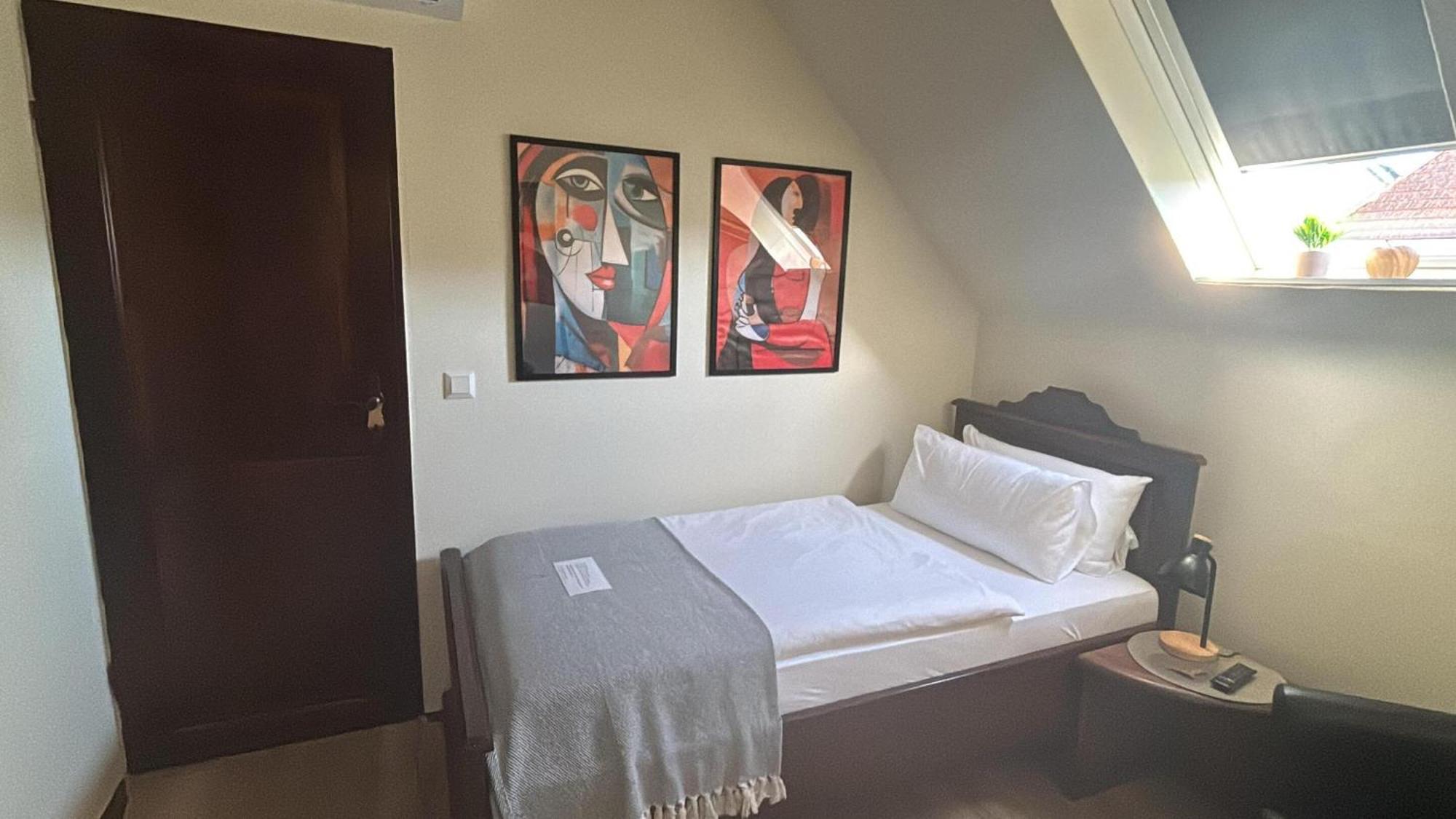 Hotelbetriebe Gueldenhaupt Gmbh Arnsberg Phòng bức ảnh